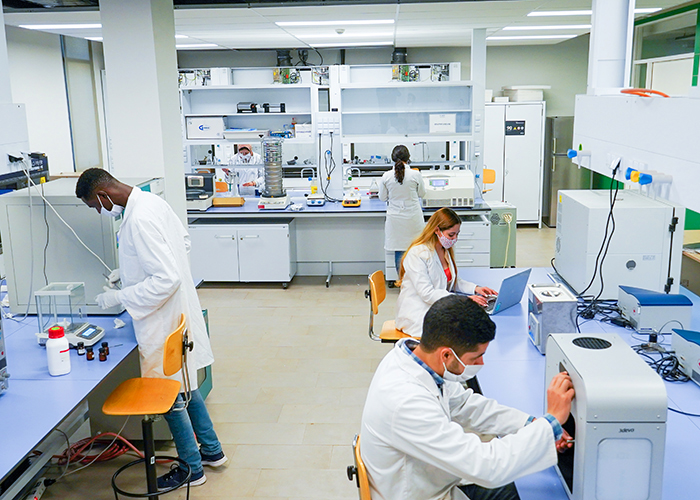 Centres de formation et de recherche