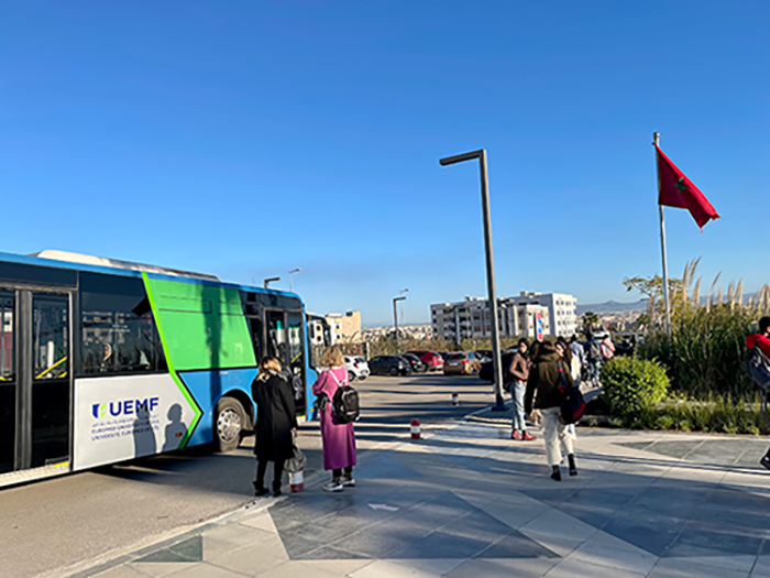 Navette UEMF pour étudiants et personnel